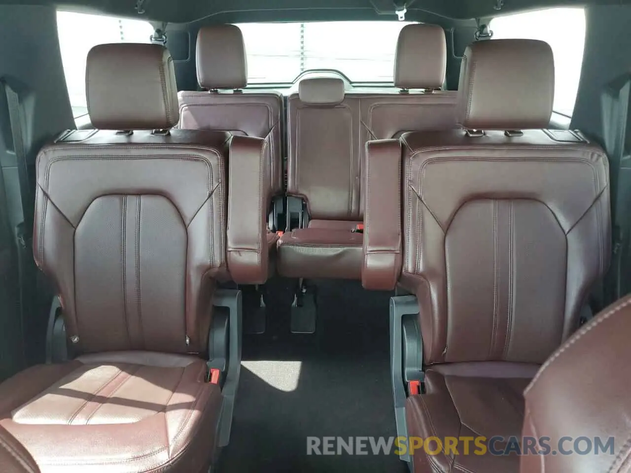 10 fotografías del automóvil dañado 1FMJK2A88PEA50233 FORD EXPEDITION 2023