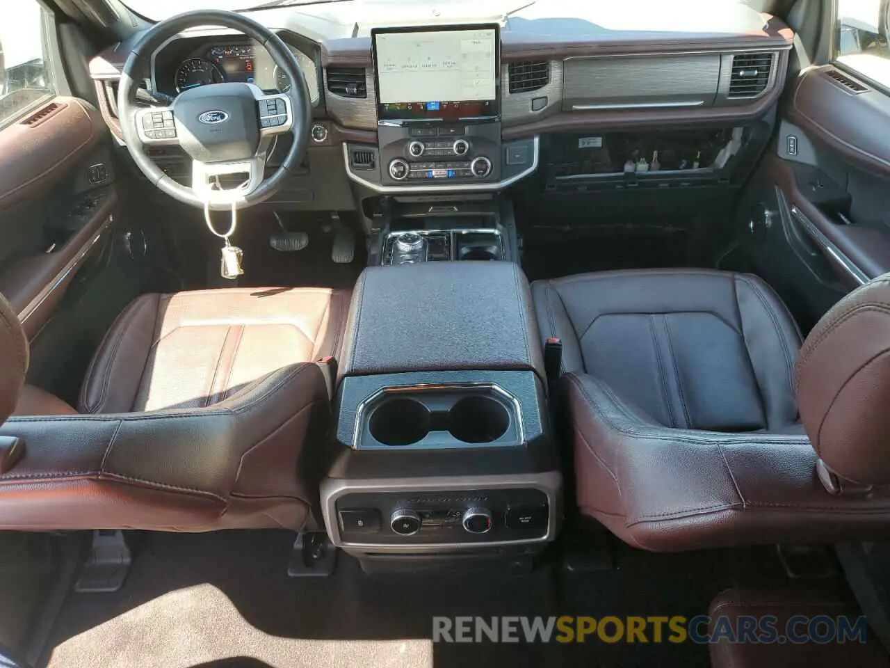 8 fotografías del automóvil dañado 1FMJK2A88PEA50233 FORD EXPEDITION 2023