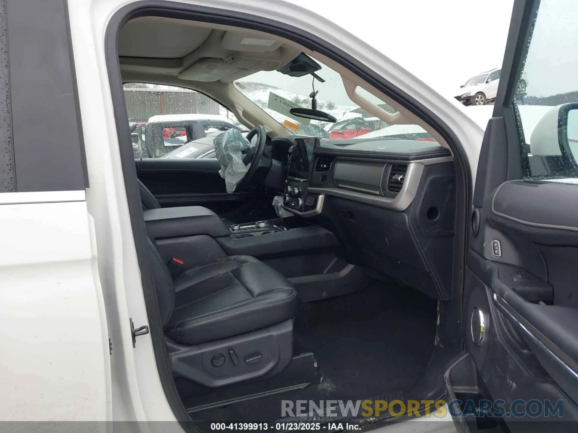 5 fotografías del automóvil dañado 1FMJU1J87PEA64306 FORD EXPEDITION 2023