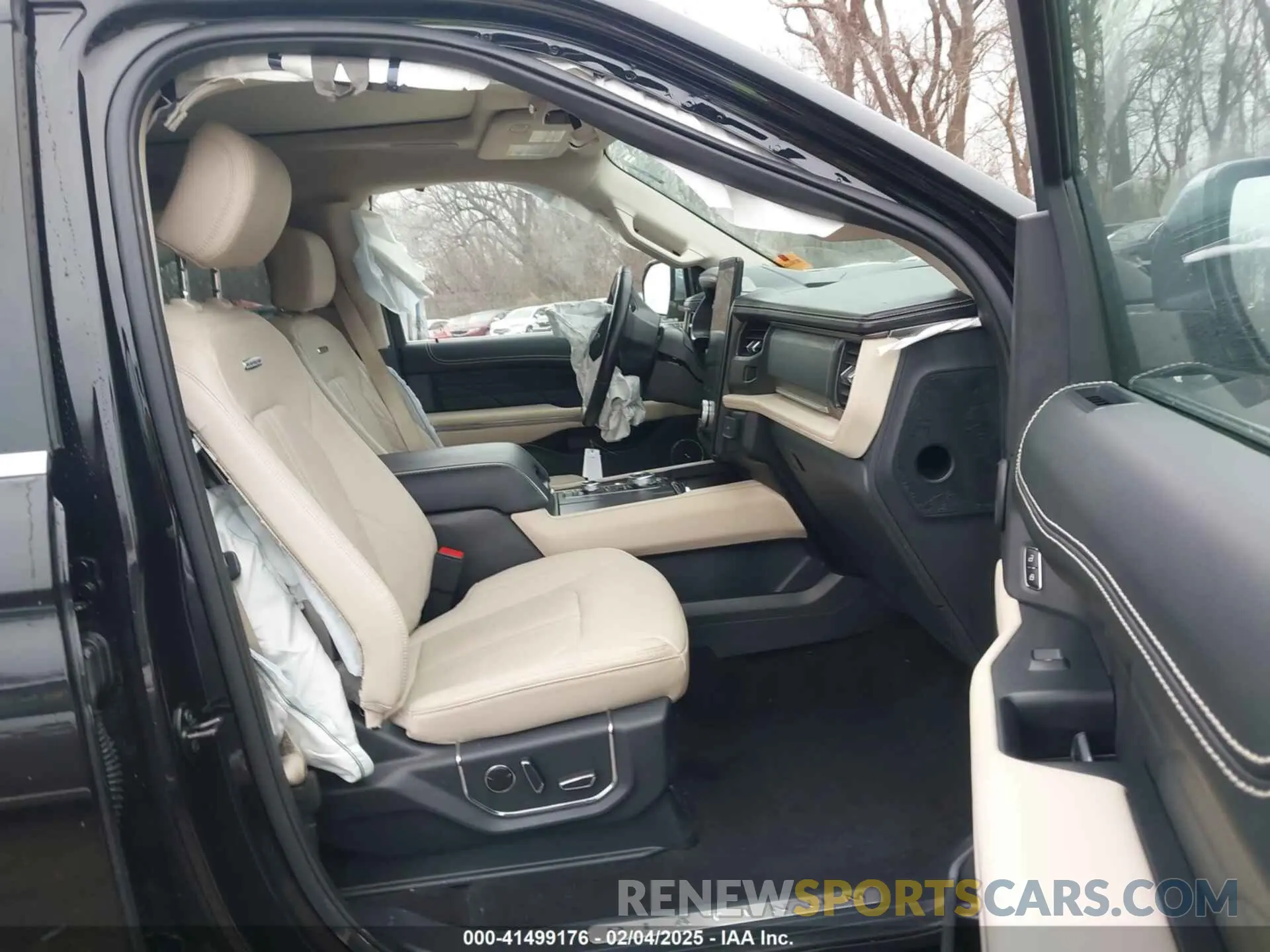 5 fotografías del automóvil dañado 1FMJU1M8XPEA35684 FORD EXPEDITION 2023
