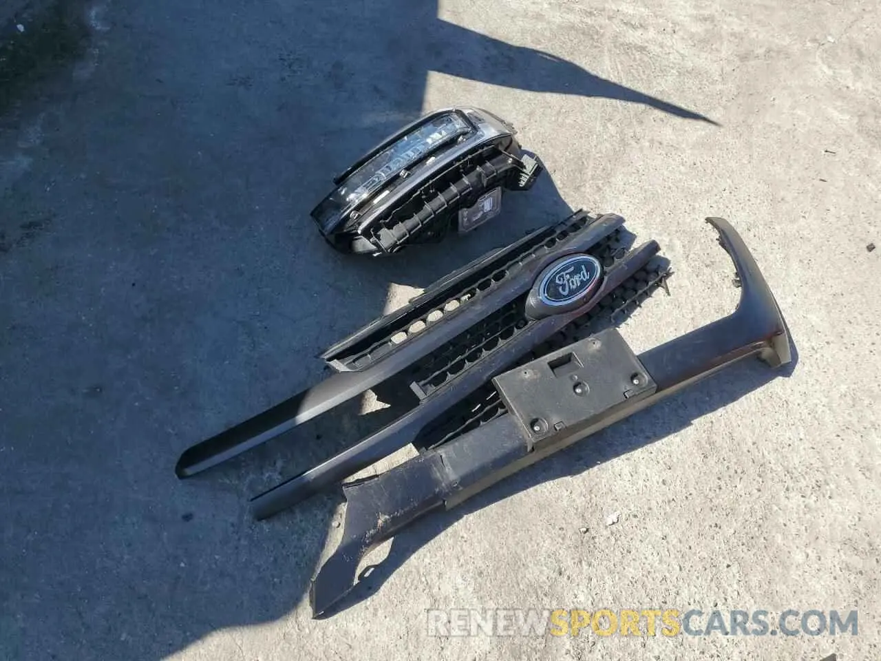 13 fotografías del automóvil dañado 1FMJU1RGXPEA34504 FORD EXPEDITION 2023