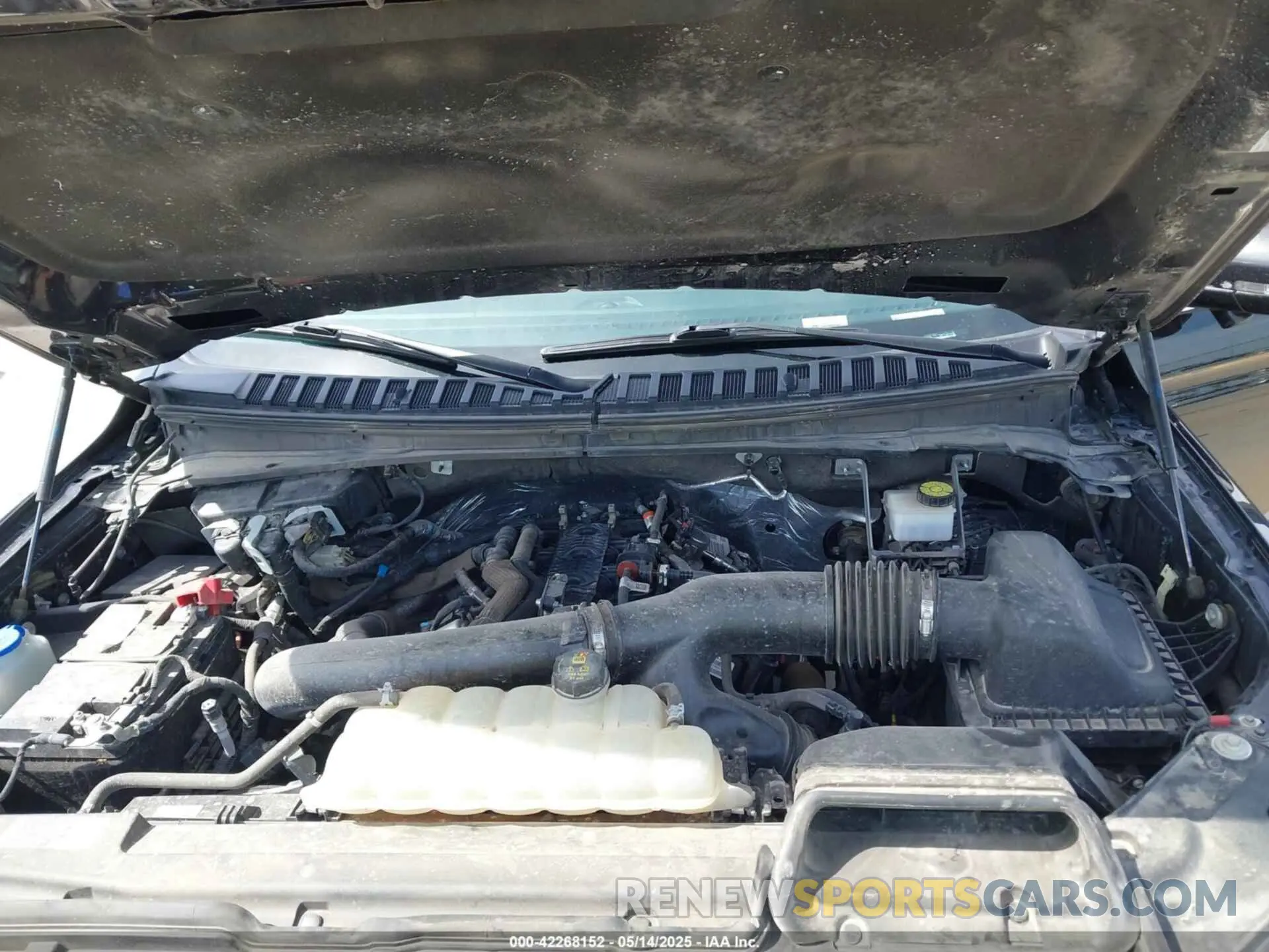 10 fotografías del automóvil dañado 1FMJU2A81PEA34207 FORD EXPEDITION 2023