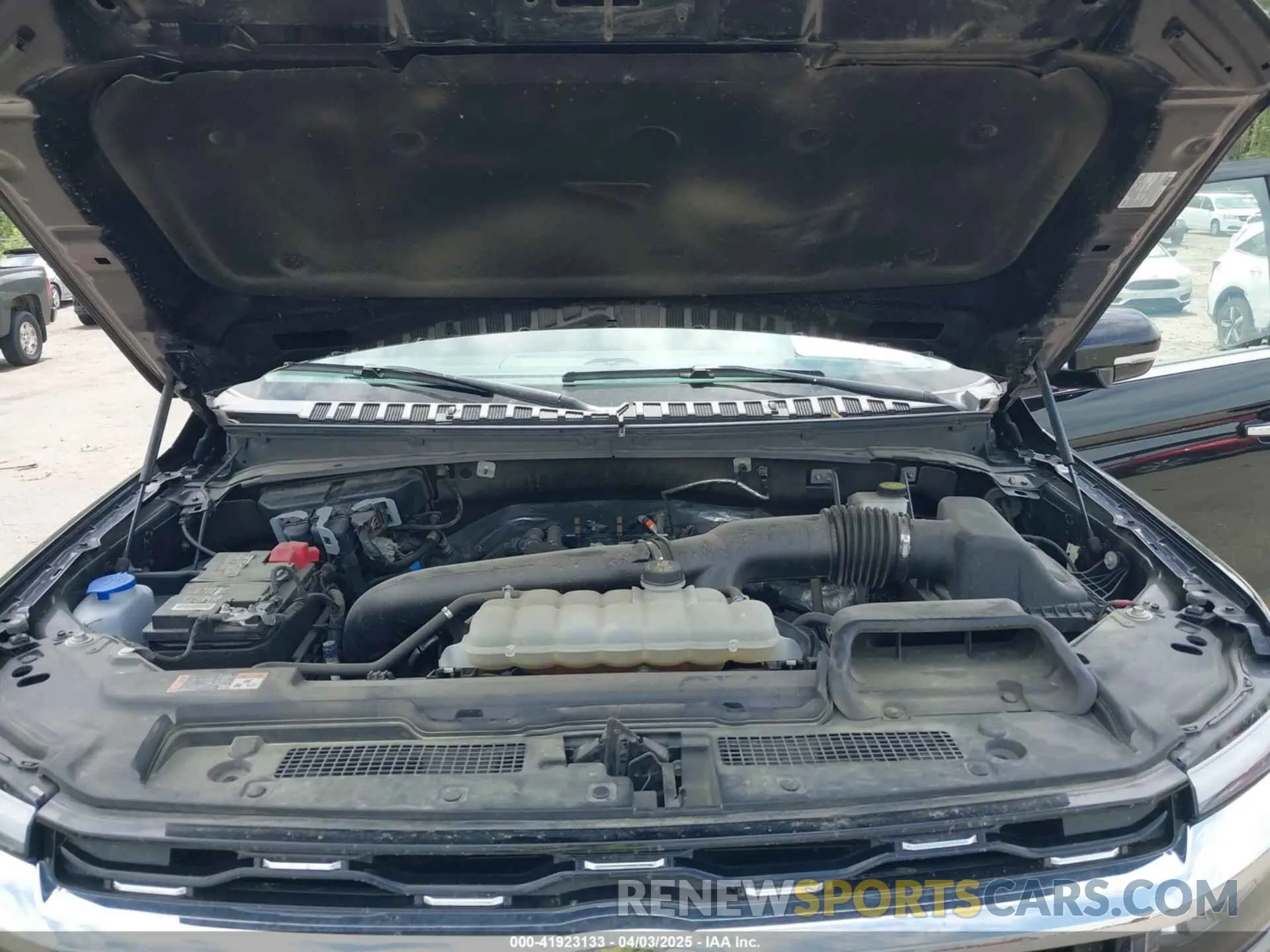 10 fotografías del automóvil dañado 1FMJU2A86PEA15393 FORD EXPEDITION 2023