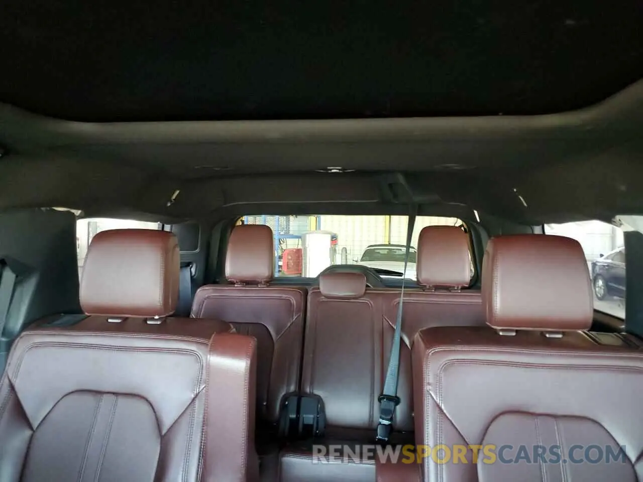 10 fotografías del automóvil dañado 1FMJU2A88PEA40098 FORD EXPEDITION 2023