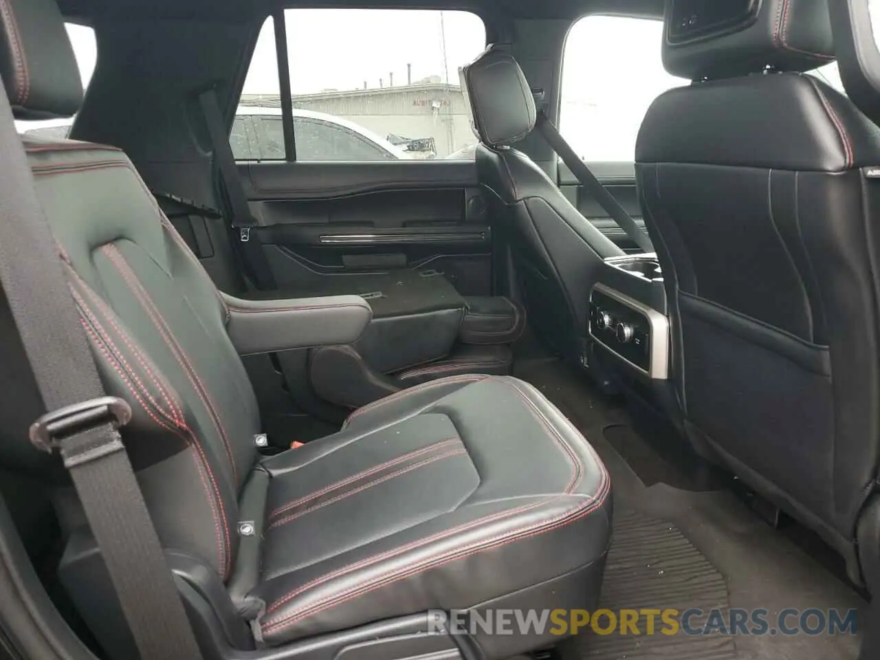 11 fotografías del automóvil dañado 1FMJU2AG5PEA39692 FORD EXPEDITION 2023