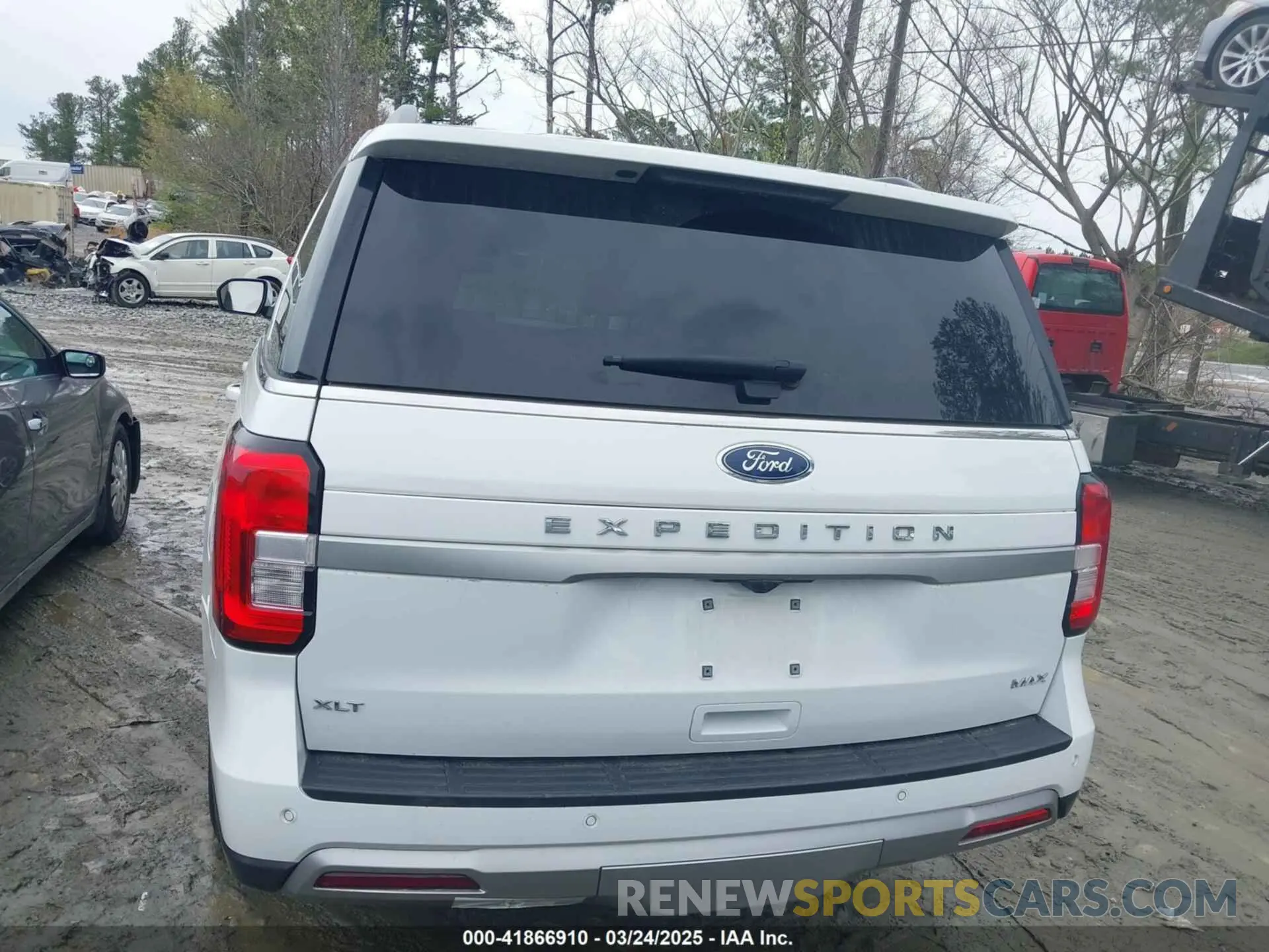 16 fotografías del automóvil dañado 1FMJK1J83REA30890 FORD EXPEDITION 2024