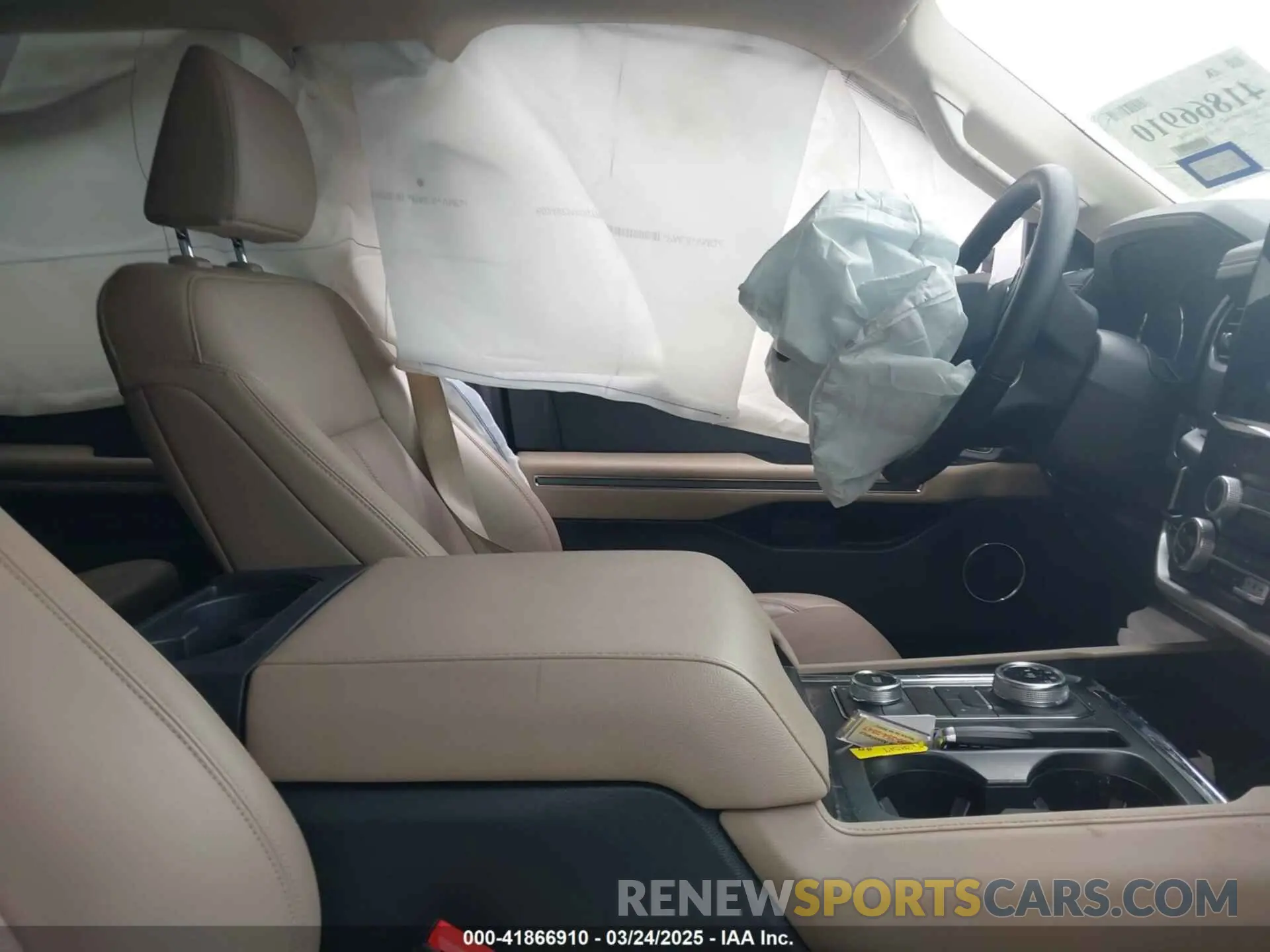 5 fotografías del automóvil dañado 1FMJK1J83REA30890 FORD EXPEDITION 2024