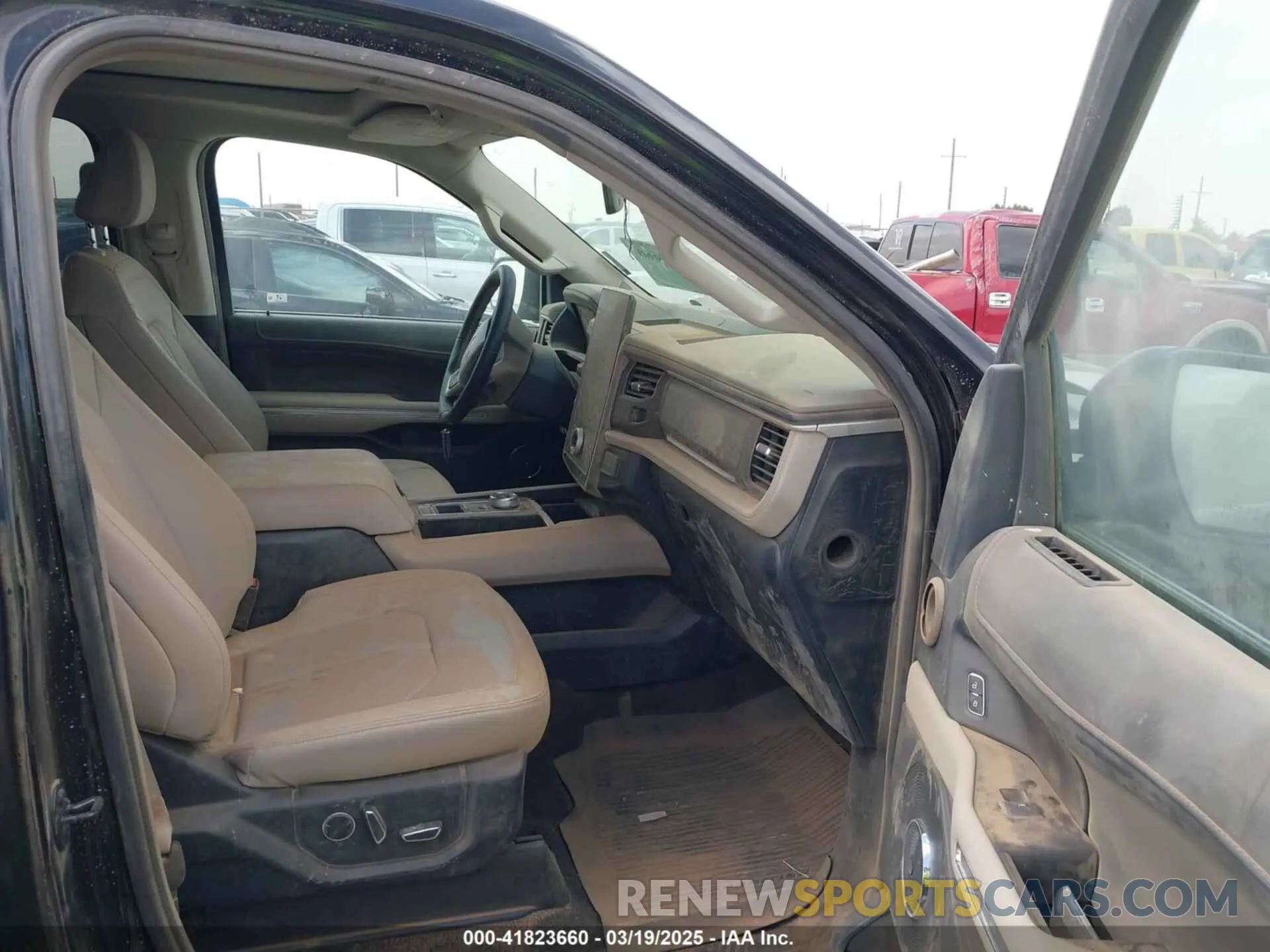 5 fotografías del automóvil dañado 1FMJK1K80REB13840 FORD EXPEDITION 2024