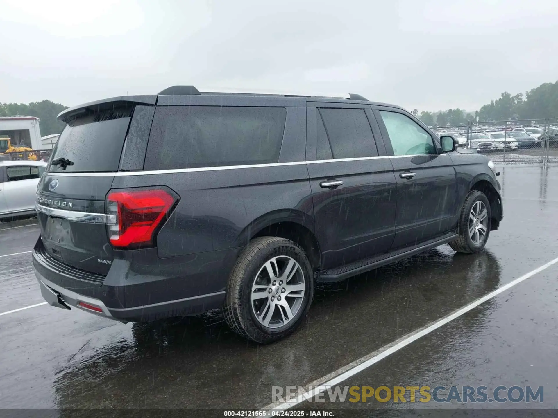 13 fotografías del automóvil dañado 1FMJK1K82REA57688 FORD EXPEDITION 2024
