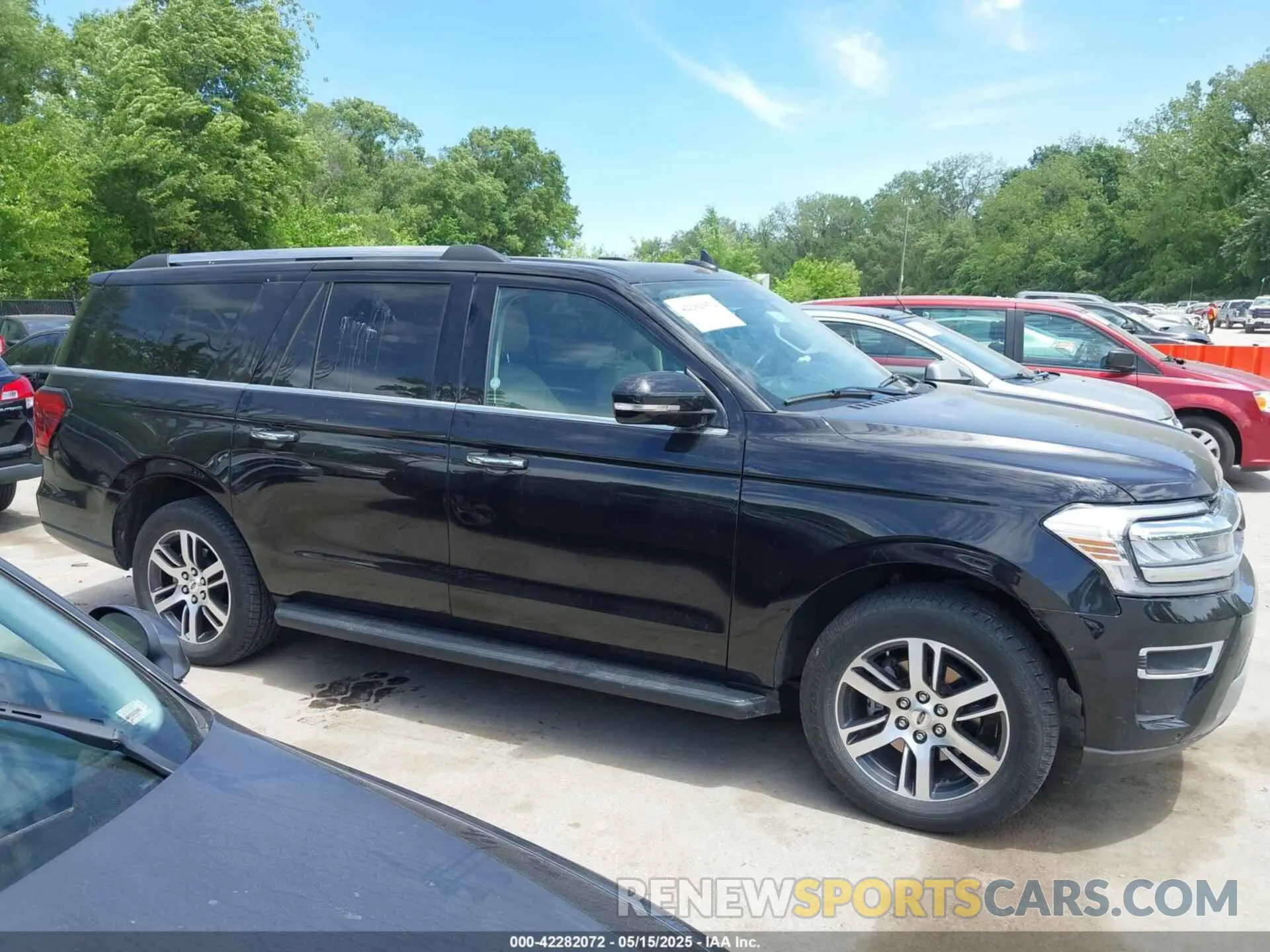 13 fotografías del automóvil dañado 1FMJK1K88REA28745 FORD EXPEDITION 2024