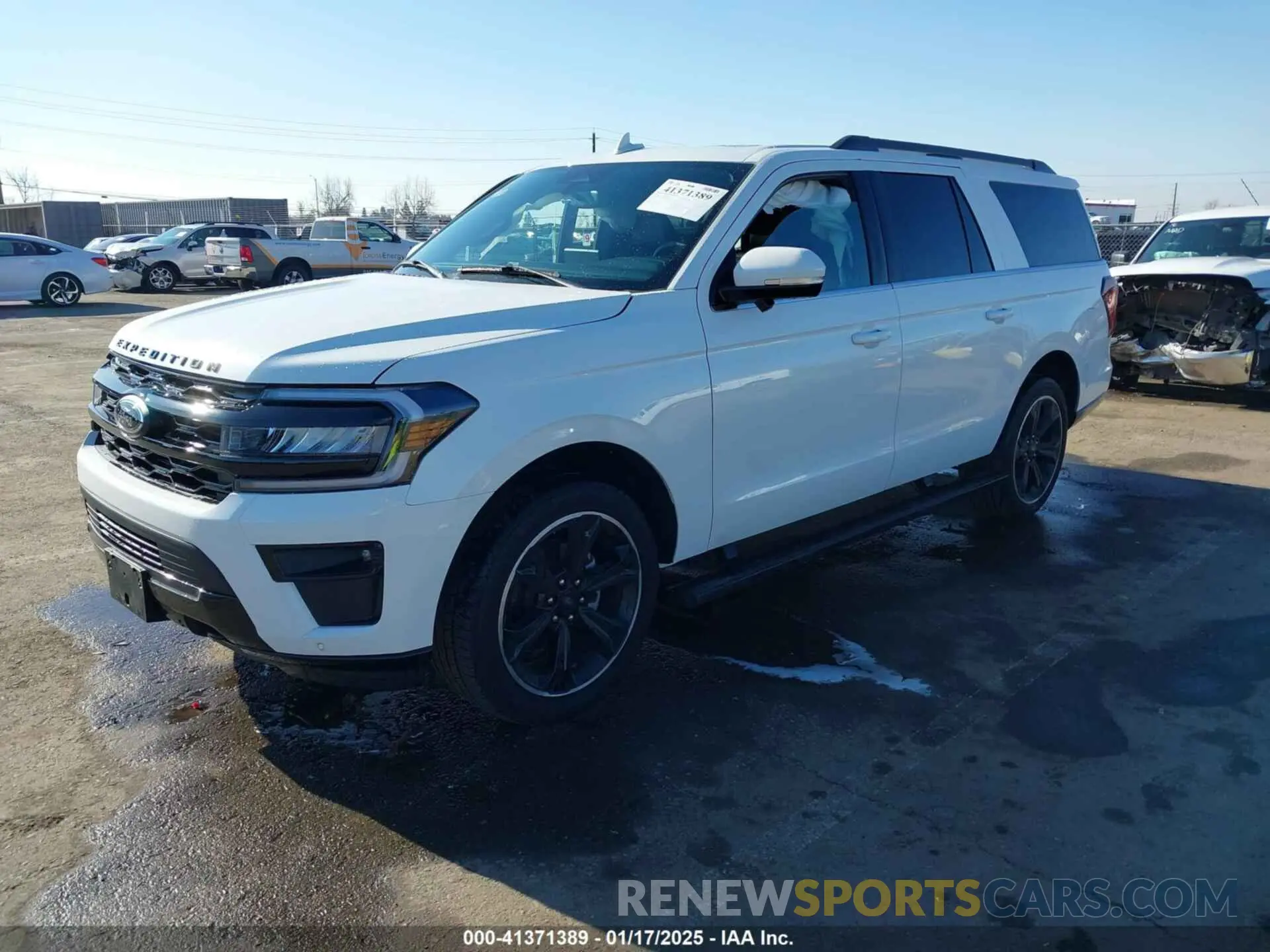 2 fotografías del automóvil dañado 1FMJK2A81REA80001 FORD EXPEDITION 2024