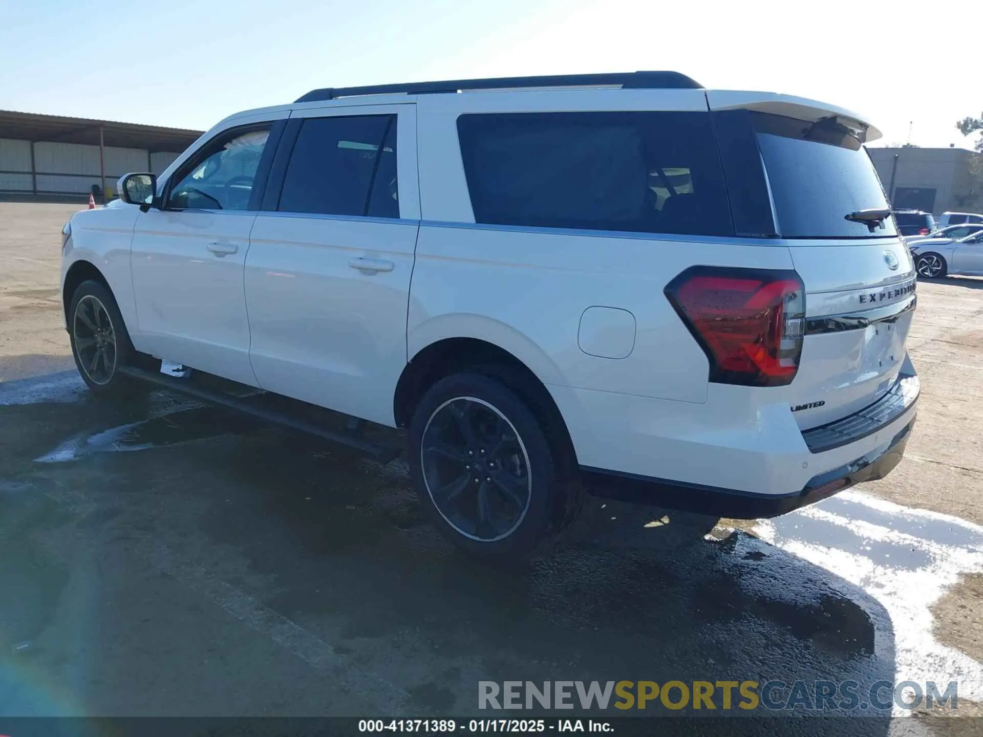3 fotografías del automóvil dañado 1FMJK2A81REA80001 FORD EXPEDITION 2024