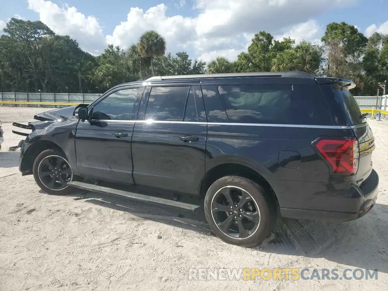 2 fotografías del automóvil dañado 1FMJK2A83REB14942 FORD EXPEDITION 2024