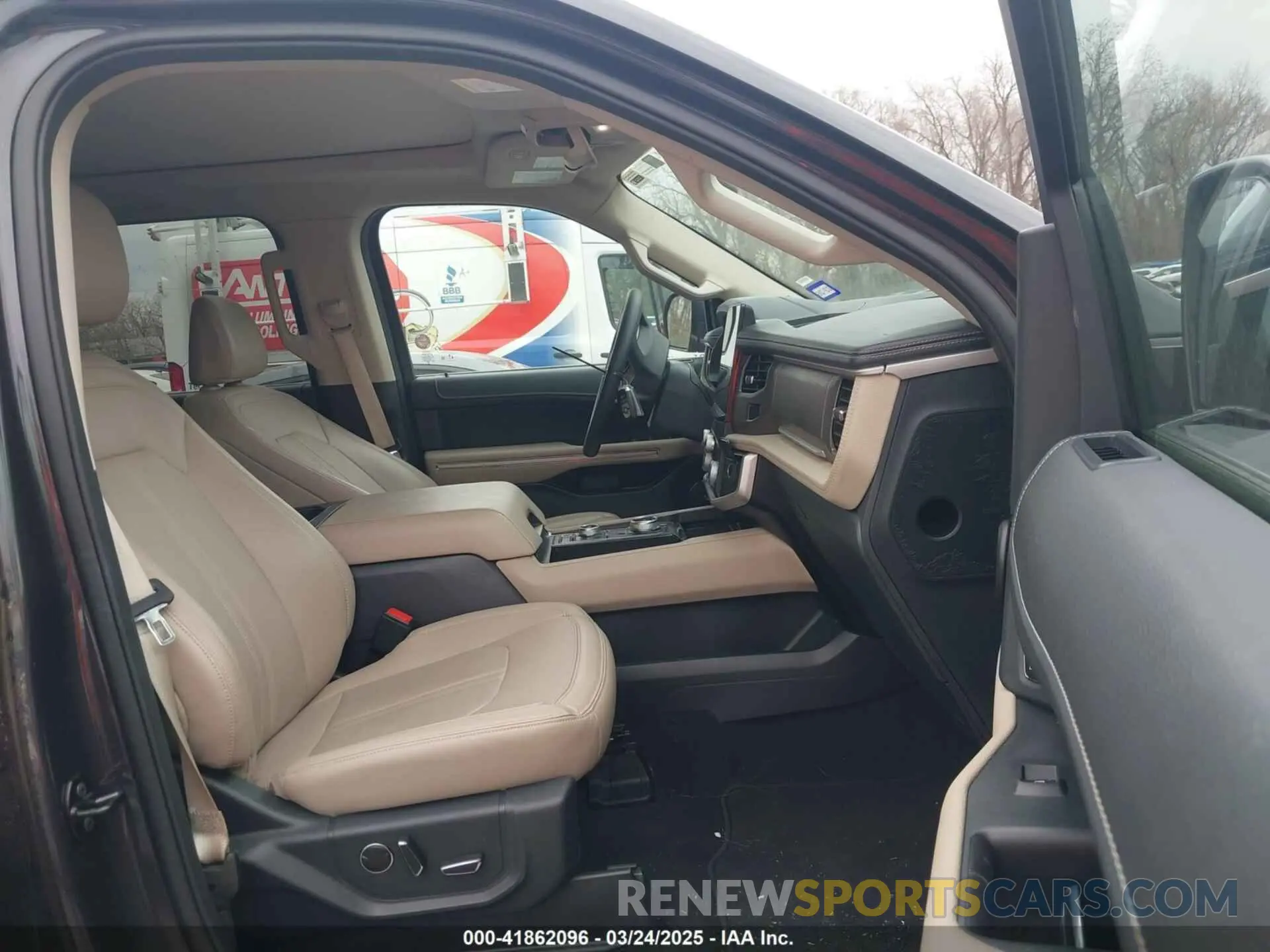 5 fotografías del automóvil dañado 1FMJK2A84REA40978 FORD EXPEDITION 2024