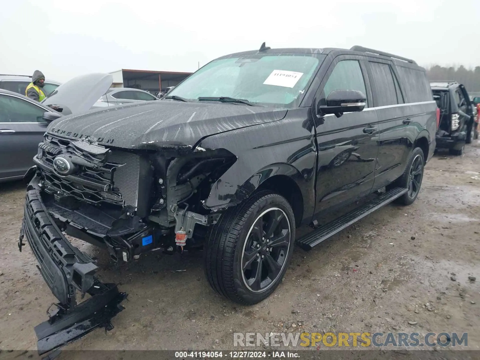 2 fotografías del automóvil dañado 1FMJK2A85REB00332 FORD EXPEDITION 2024