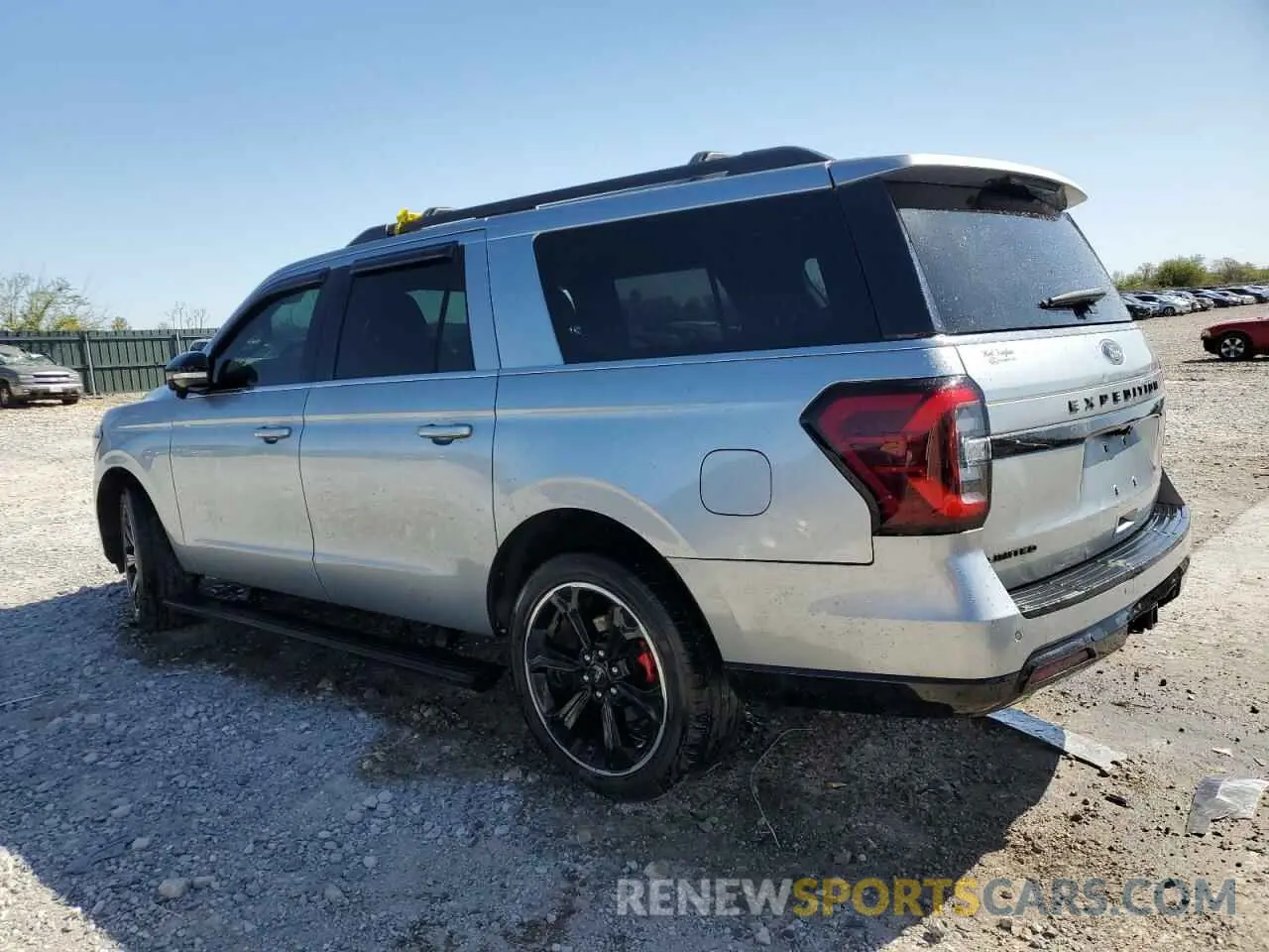 2 fotografías del automóvil dañado 1FMJK2AGXREA64080 FORD EXPEDITION 2024