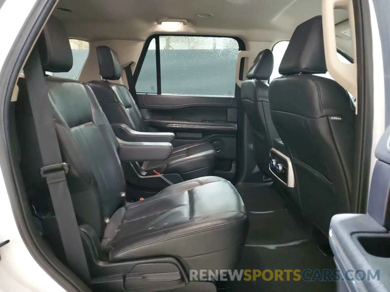 11 fotografías del automóvil dañado 1FMJU1H84REA47391 FORD EXPEDITION 2024