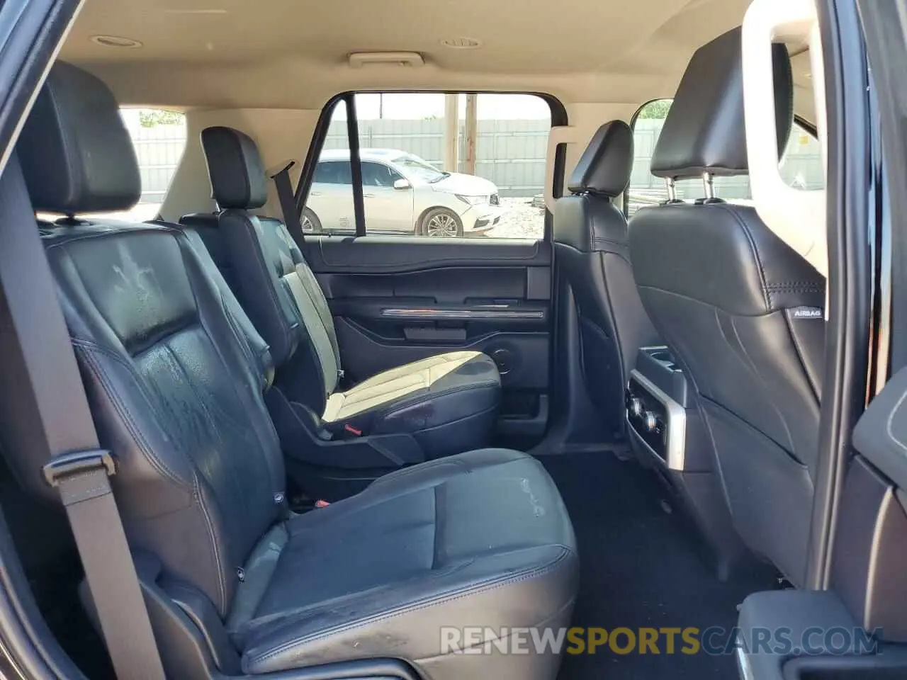 11 fotografías del automóvil dañado 1FMJU1J81REA56074 FORD EXPEDITION 2024