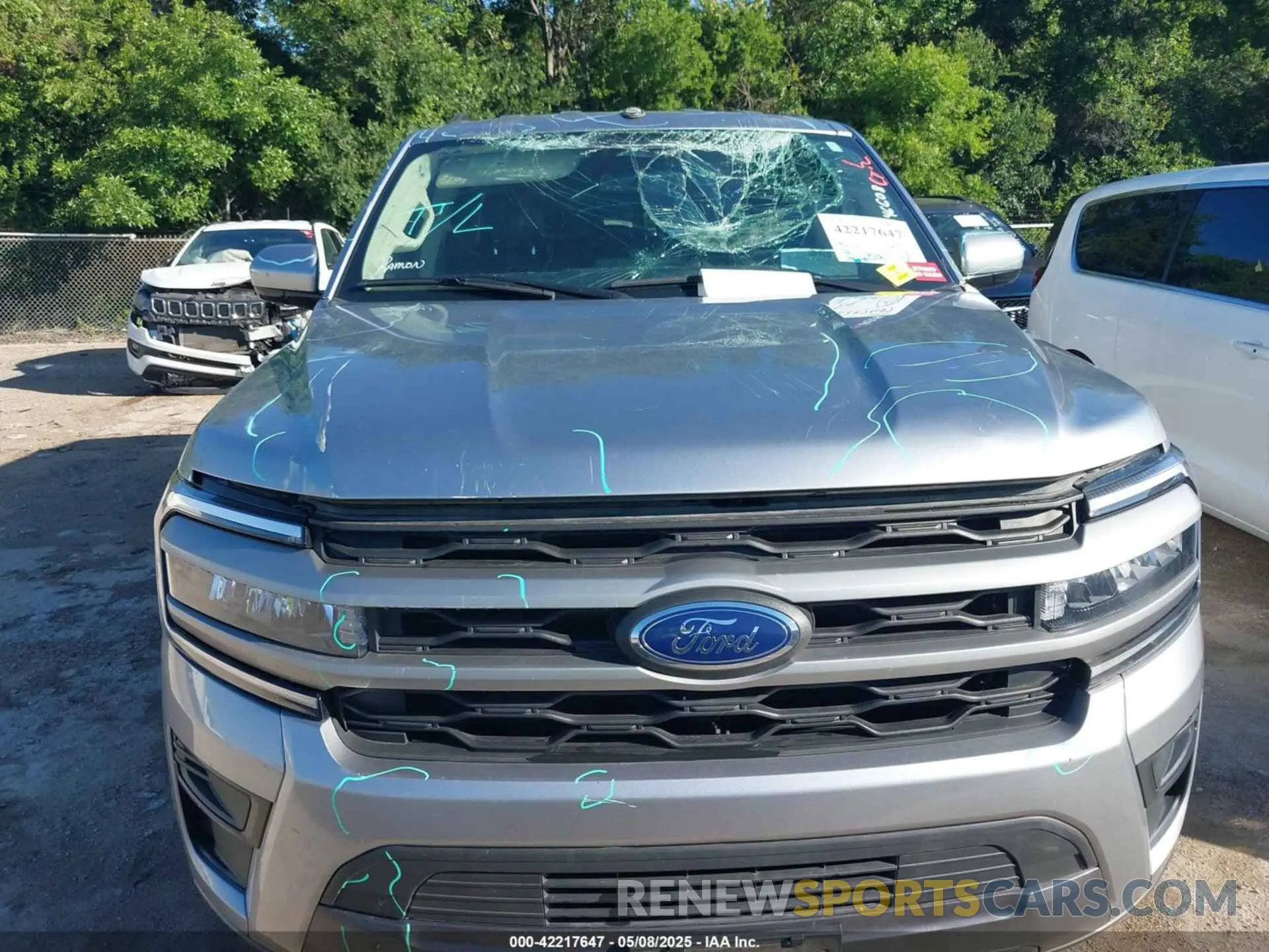 12 fotografías del automóvil dañado 1FMJU1J89REA34338 FORD EXPEDITION 2024