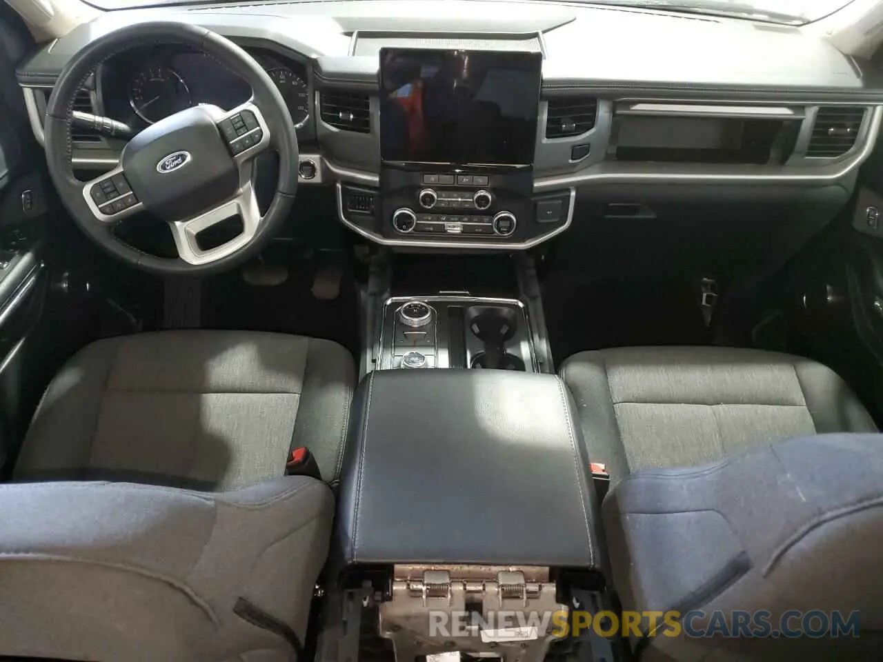 8 fotografías del automóvil dañado 1FMJU1J8XREA54761 FORD EXPEDITION 2024