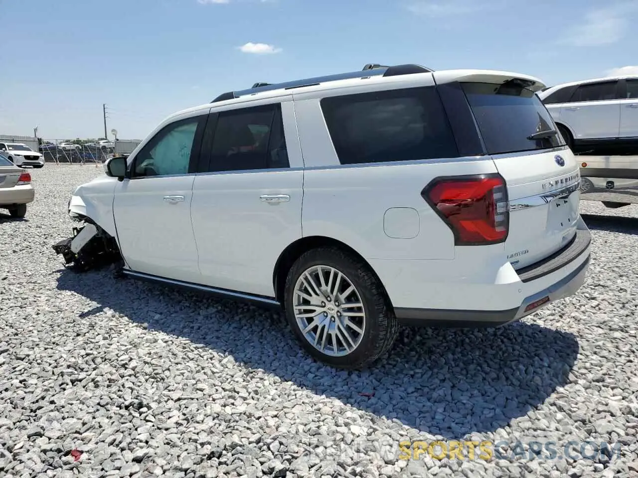 2 fotografías del automóvil dañado 1FMJU1K89REA88012 FORD EXPEDITION 2024