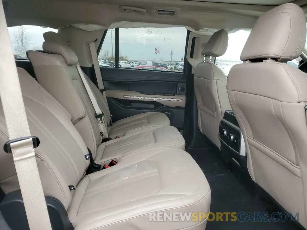 11 fotografías del automóvil dañado 1FMJU2A86REA35713 FORD EXPEDITION 2024