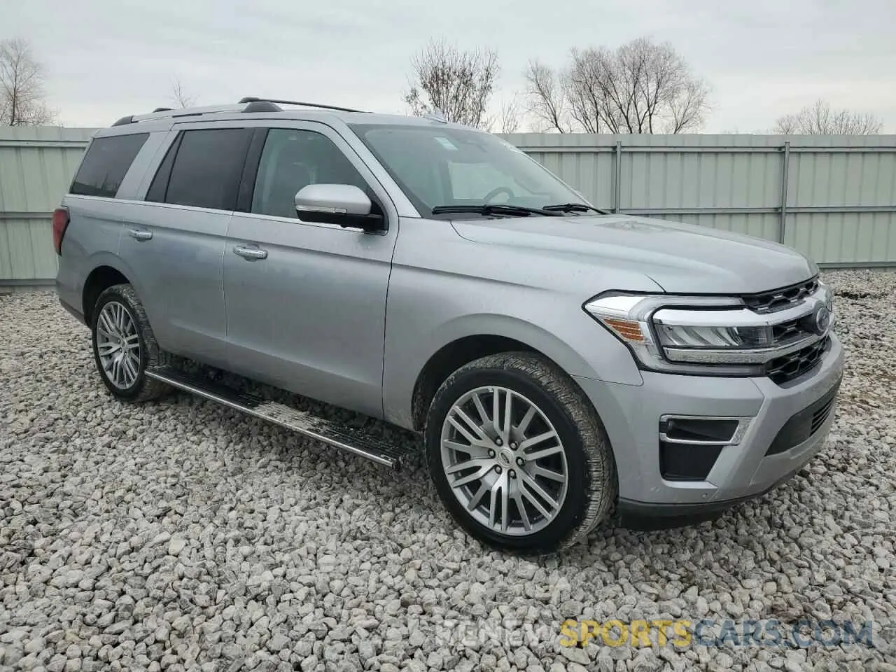 4 fotografías del automóvil dañado 1FMJU2A86REA35713 FORD EXPEDITION 2024