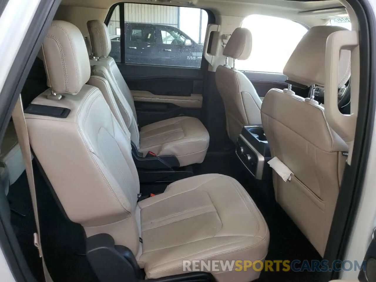 11 fotografías del automóvil dañado 1FMJU2A88REA61472 FORD EXPEDITION 2024