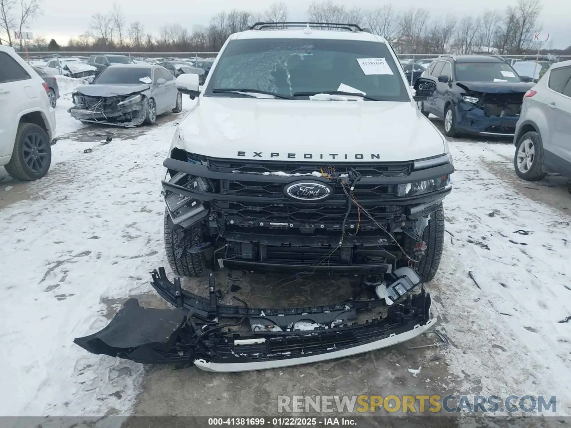 12 fotografías del automóvil dañado 1FMJU2A89REB06337 FORD EXPEDITION 2024