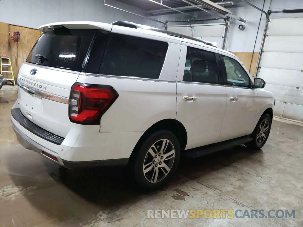 3 fotografías del automóvil dañado 1FMJU2A8XREA65801 FORD EXPEDITION 2024