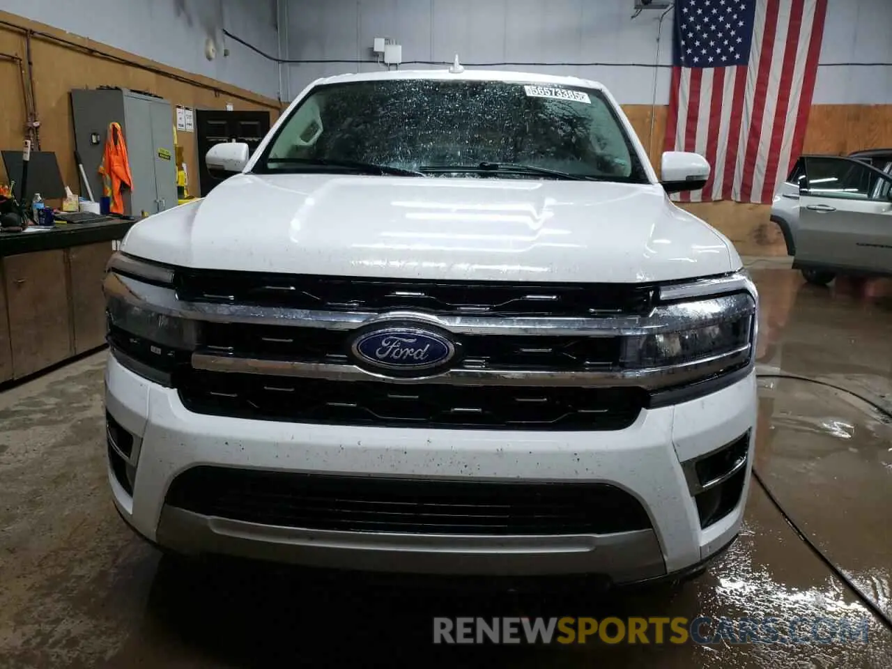5 fotografías del automóvil dañado 1FMJU2A8XREA65801 FORD EXPEDITION 2024