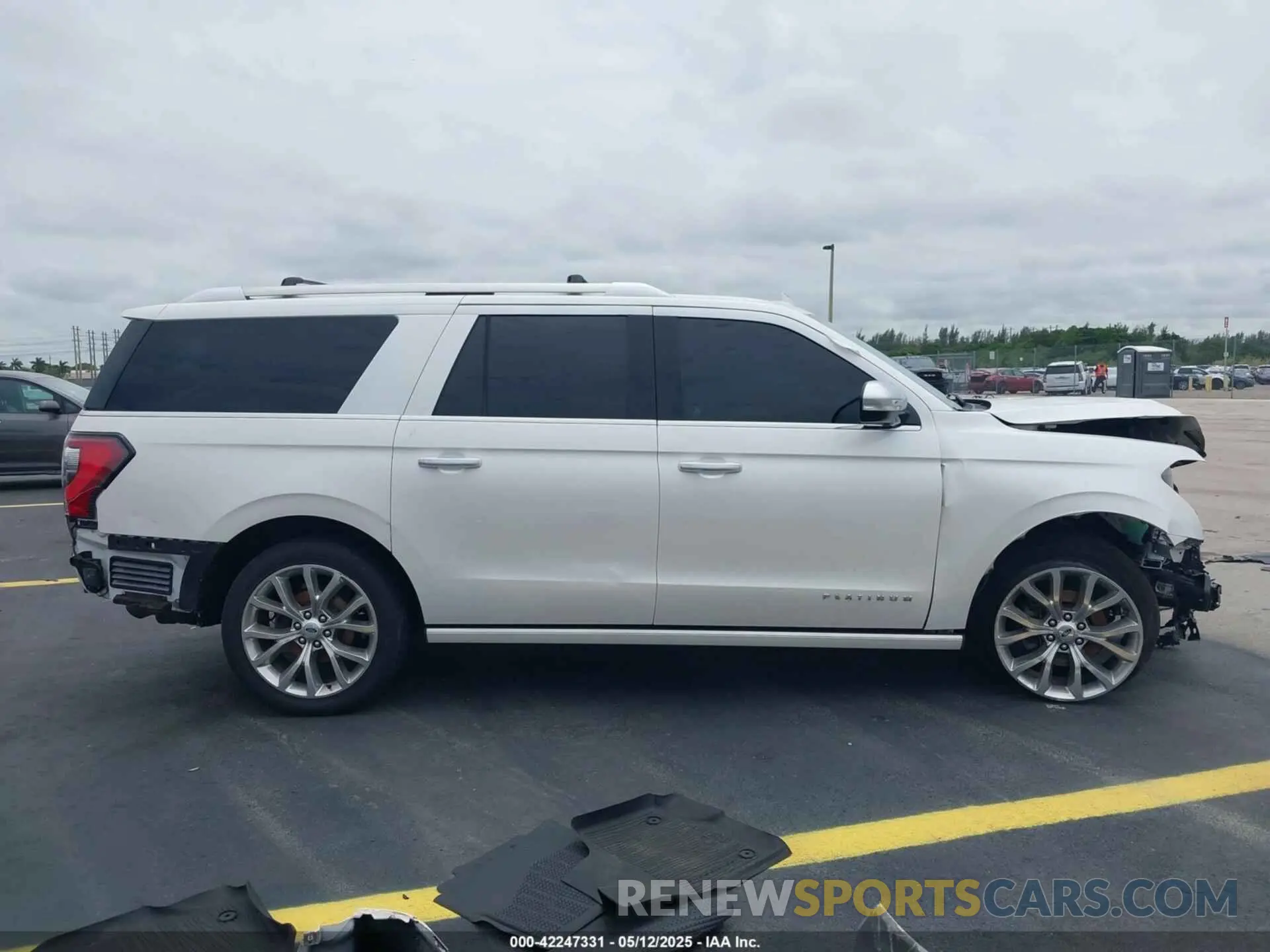 13 fotografías del automóvil dañado 1FMJK1LT3KEA56753 FORD EXPEDITION MAX 2019