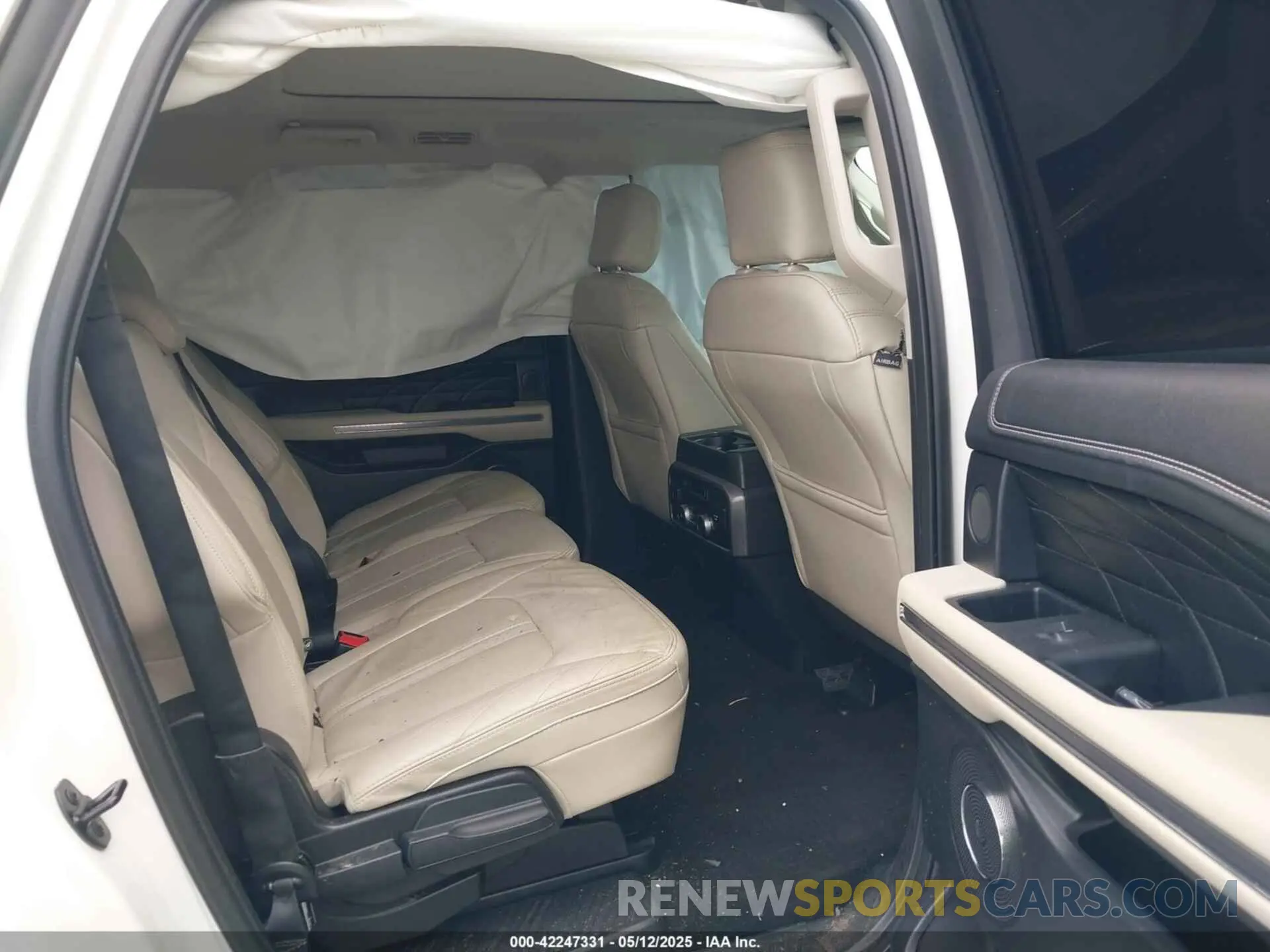 8 fotografías del automóvil dañado 1FMJK1LT3KEA56753 FORD EXPEDITION MAX 2019