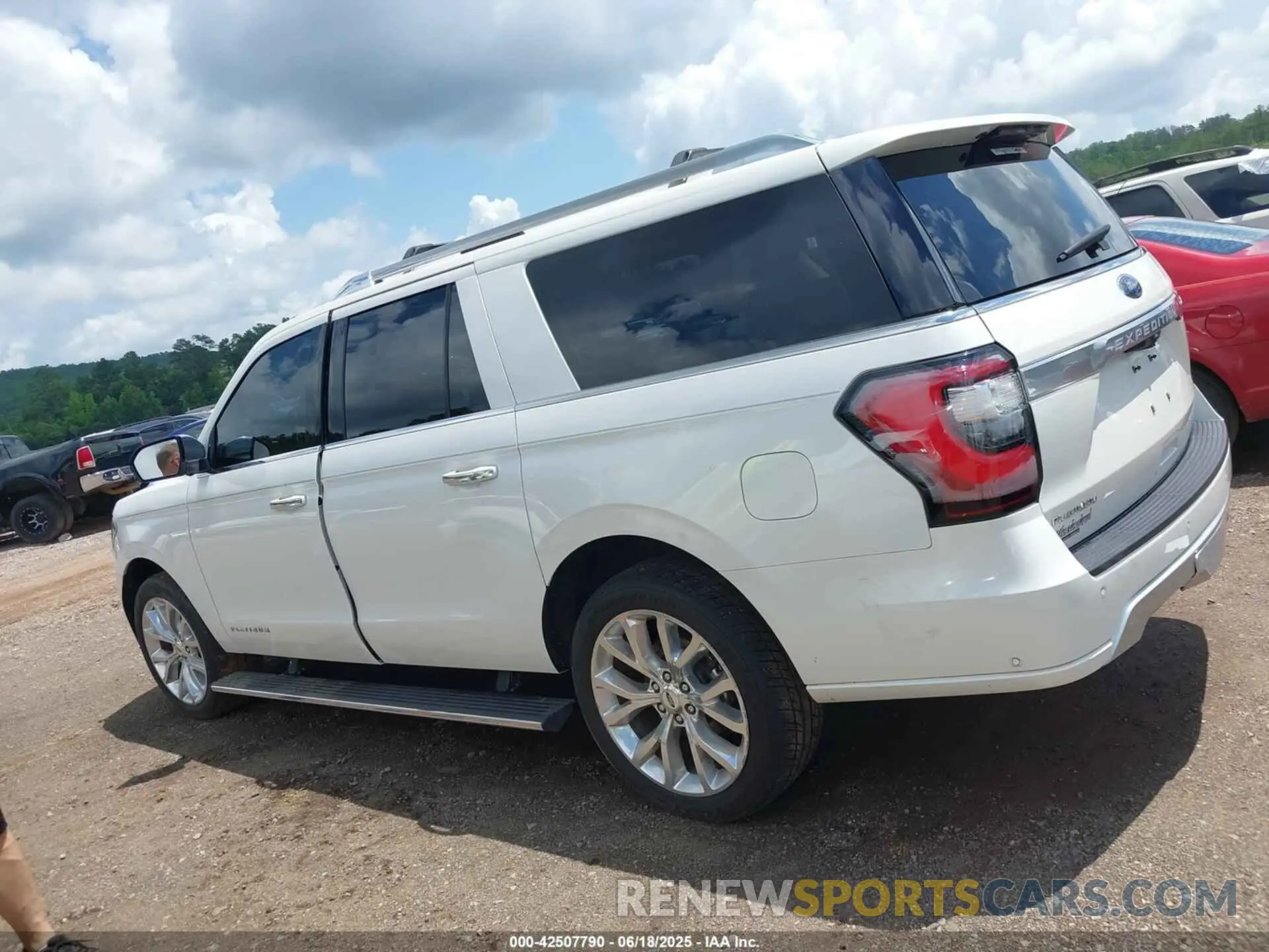 13 fotografías del automóvil dañado 1FMJK1LT4KEA87493 FORD EXPEDITION MAX 2019