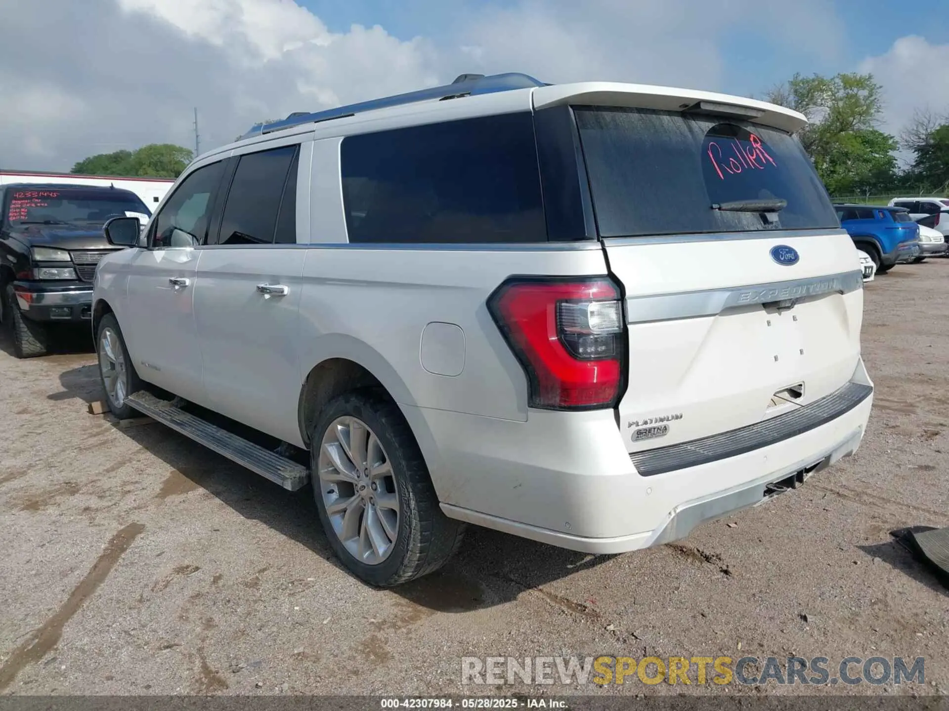 3 fotografías del automóvil dañado 1FMJK1MT9KEA54634 FORD EXPEDITION MAX 2019