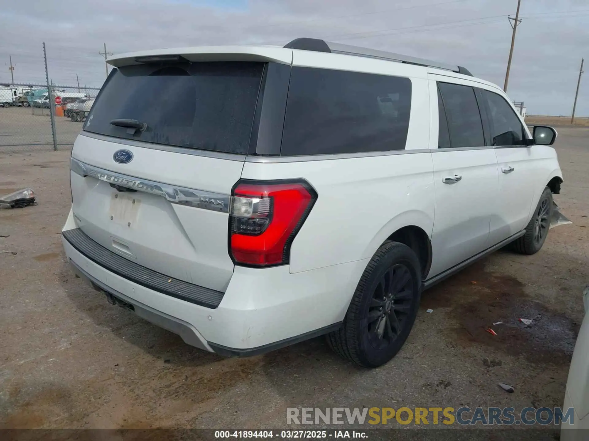 4 fotografías del automóvil dañado 1FMJK2AT1KEA19158 FORD EXPEDITION MAX 2019