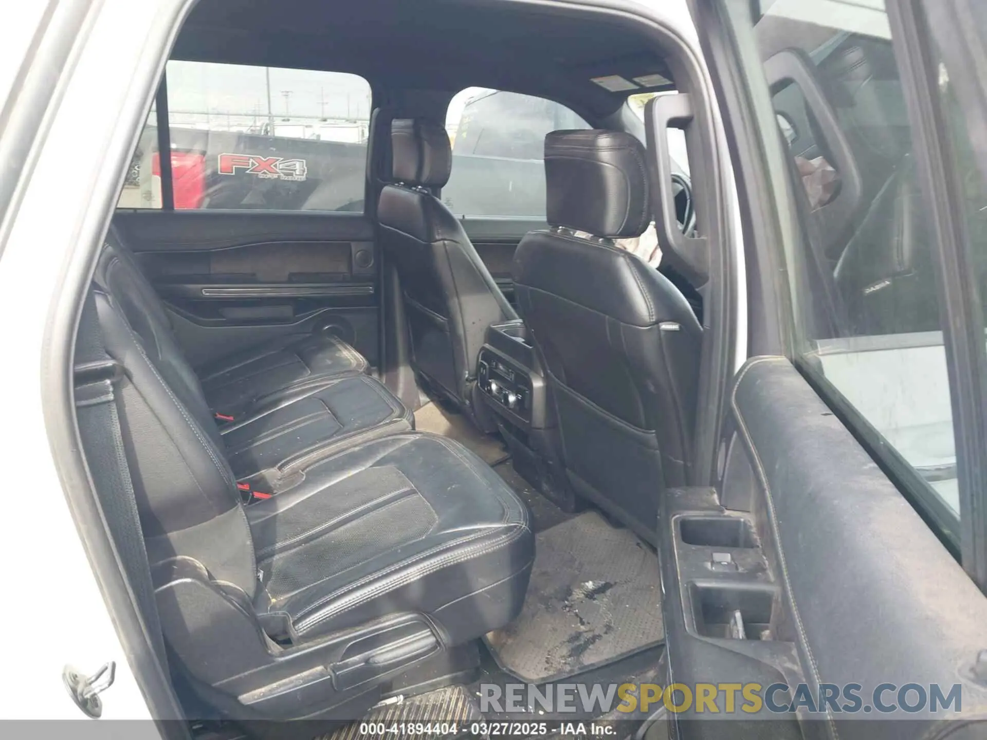 8 fotografías del automóvil dañado 1FMJK2AT1KEA19158 FORD EXPEDITION MAX 2019