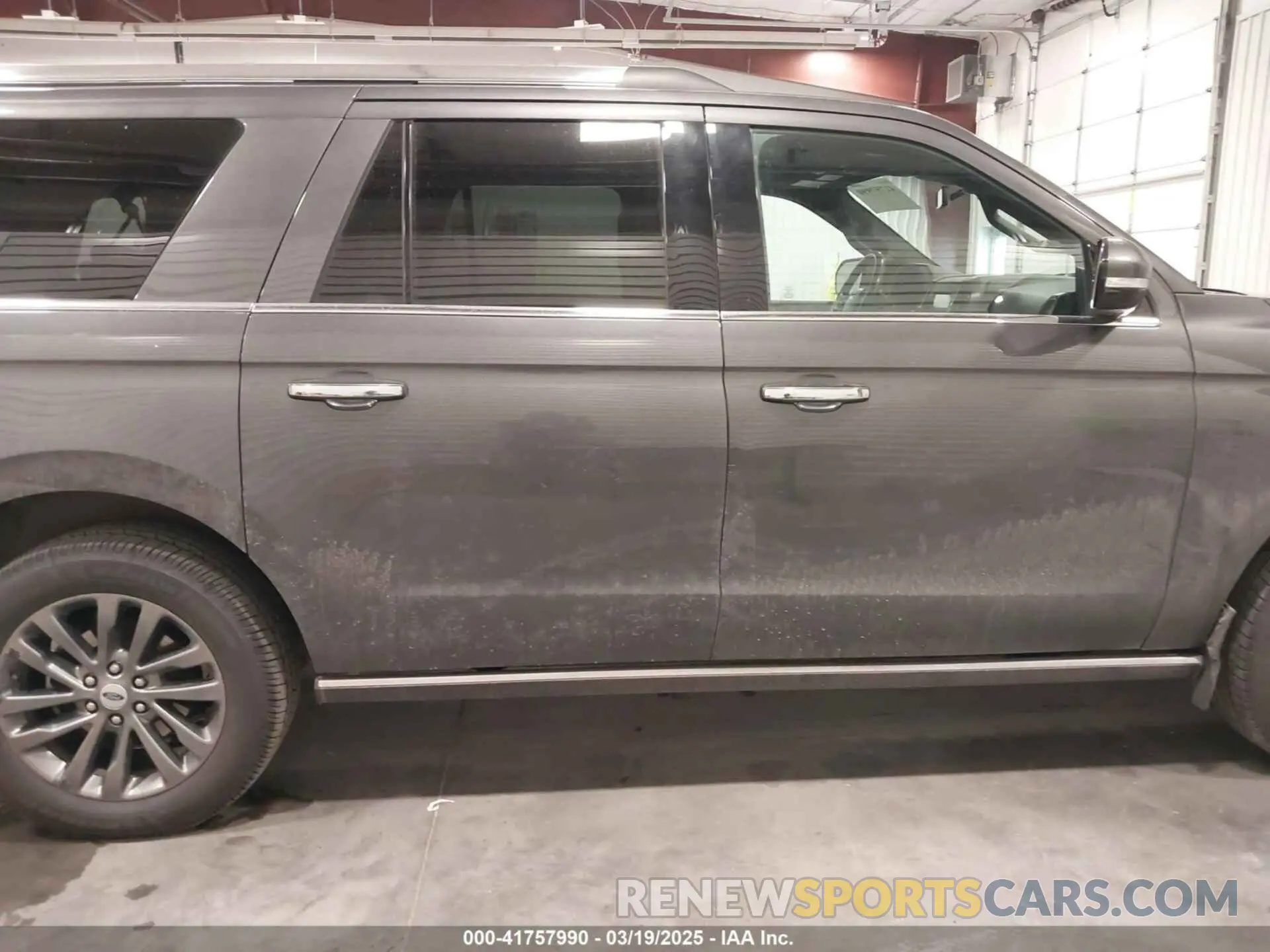 13 fotografías del automóvil dañado 1FMJK2AT5KEA32494 FORD EXPEDITION MAX 2019