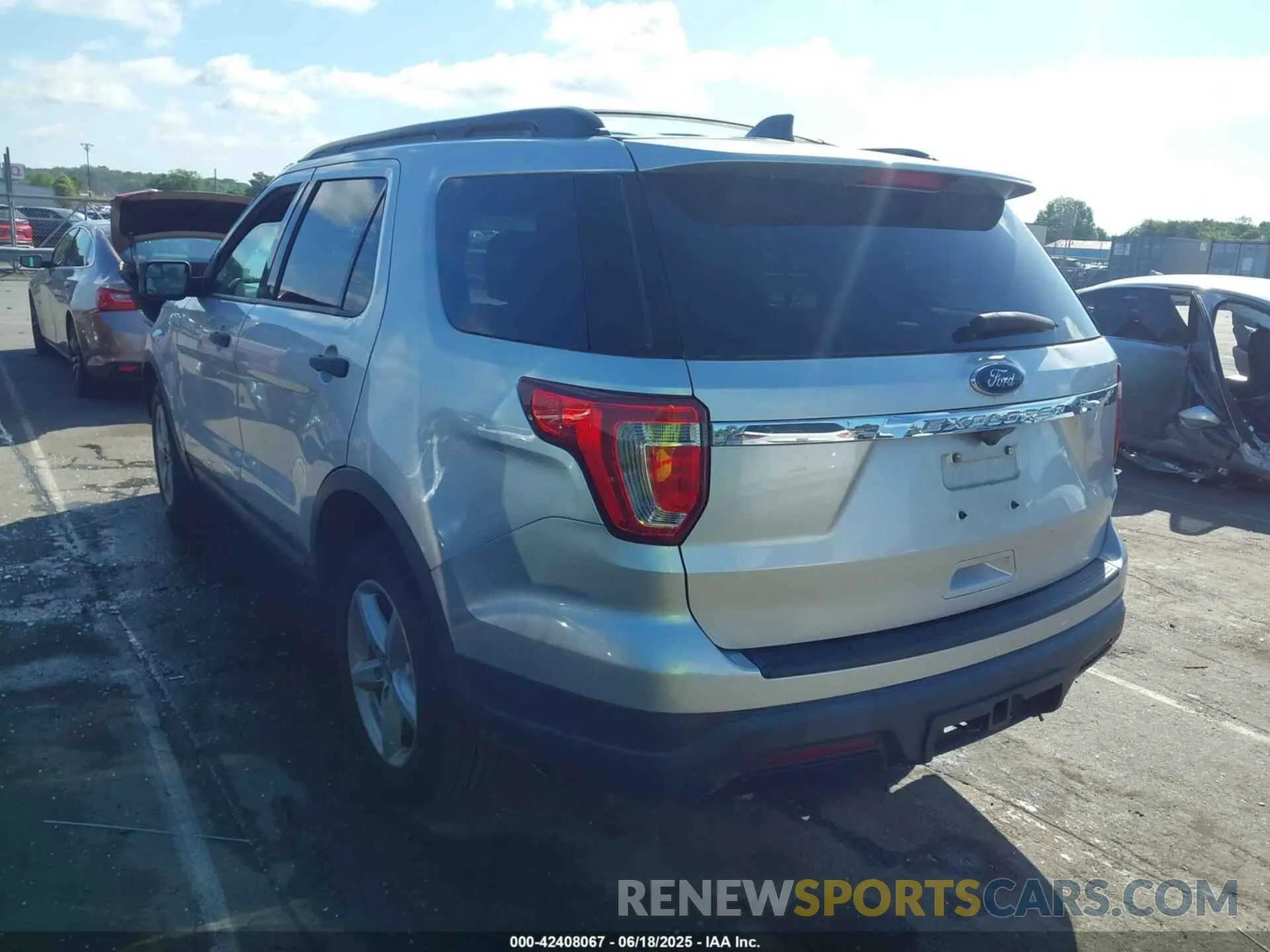 3 fotografías del automóvil dañado 1FM5K7B80KGA18578 FORD EXPLORER 2019