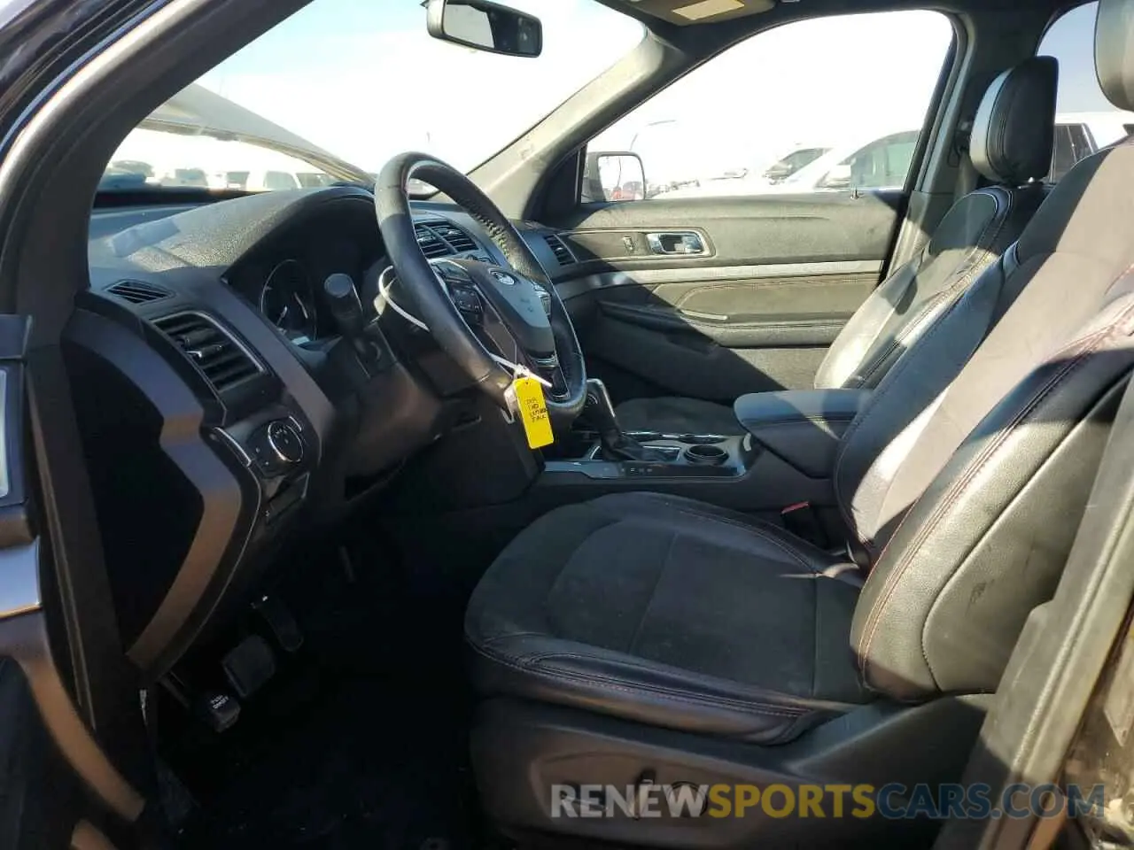 7 fotografías del automóvil dañado 1FM5K7D80KGA95979 FORD EXPLORER 2019