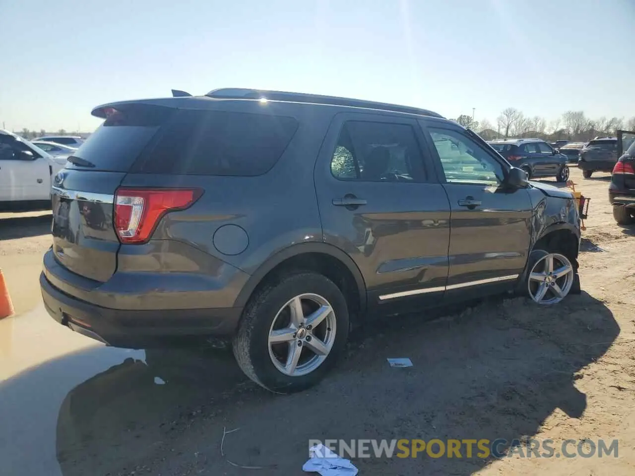 3 fotografías del automóvil dañado 1FM5K7D82KGB02379 FORD EXPLORER 2019
