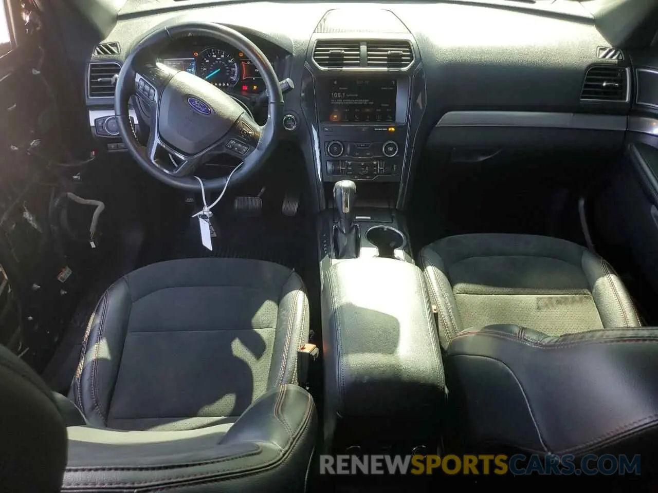 8 fotografías del automóvil dañado 1FM5K7D83KGA42435 FORD EXPLORER 2019