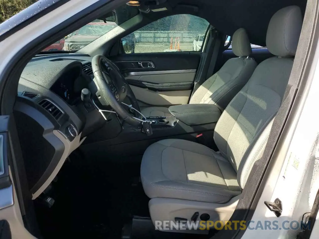 7 fotografías del automóvil dañado 1FM5K7D84KGB01833 FORD EXPLORER 2019