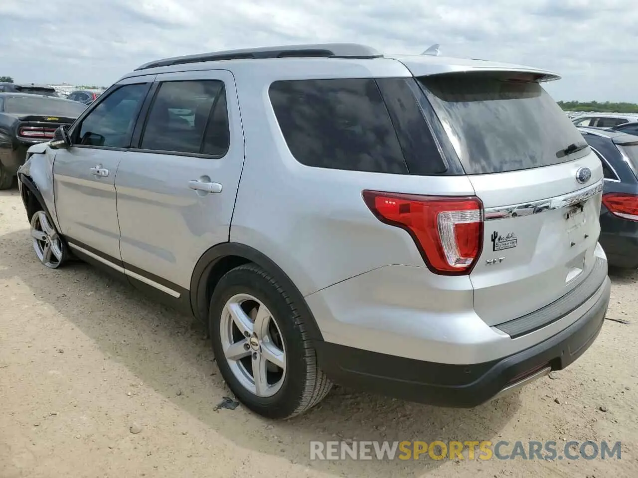2 fotografías del automóvil dañado 1FM5K7D84KGB06420 FORD EXPLORER 2019