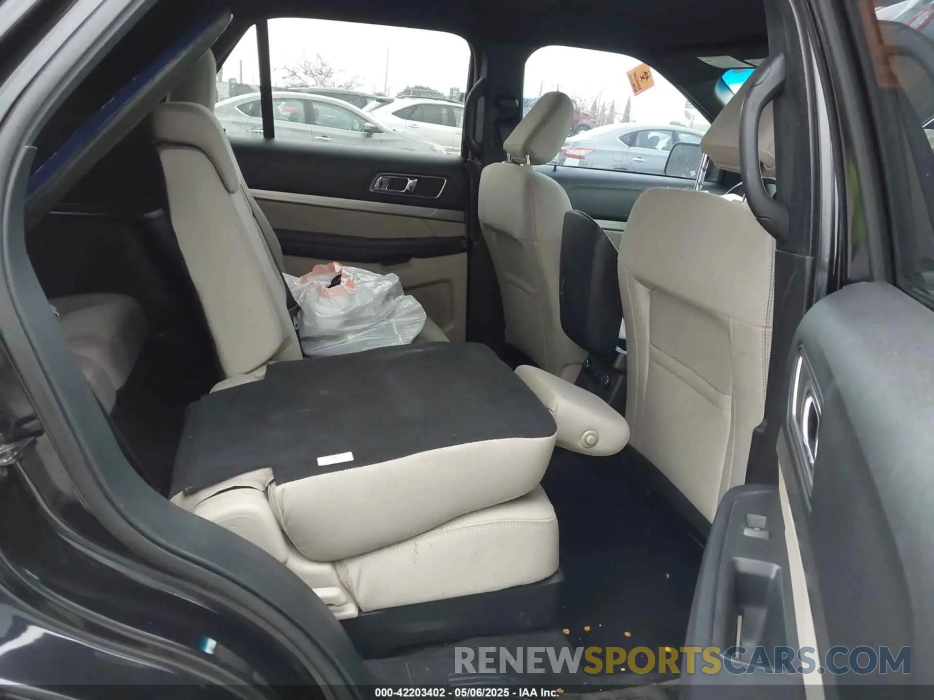 8 fotografías del automóvil dañado 1FM5K7D85KGA47006 FORD EXPLORER 2019