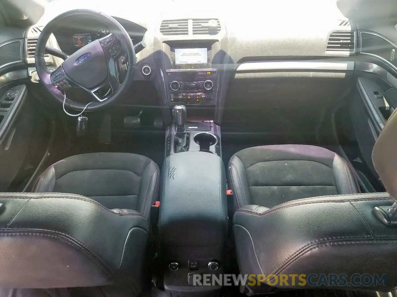 8 fotografías del automóvil dañado 1FM5K7D88KGB38125 FORD EXPLORER 2019
