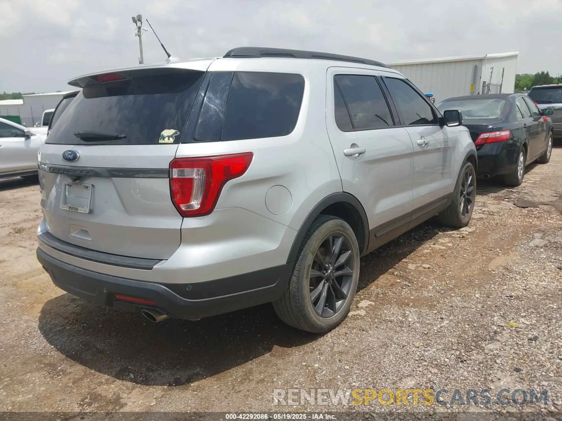 4 fotografías del automóvil dañado 1FM5K7D8XKGA08413 FORD EXPLORER 2019