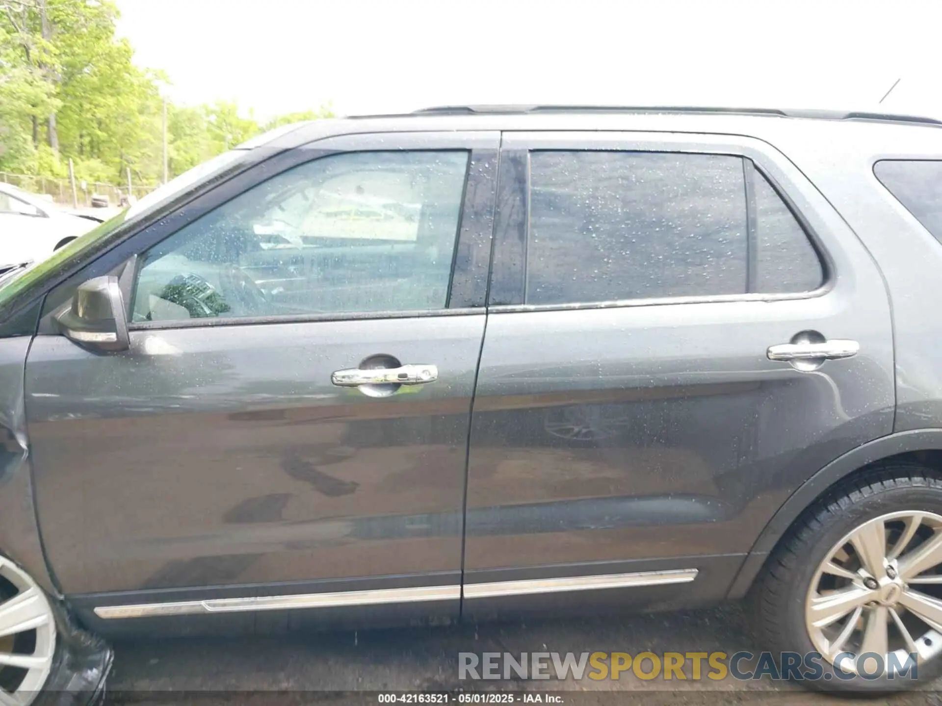 14 fotografías del automóvil dañado 1FM5K7F83KGB03425 FORD EXPLORER 2019