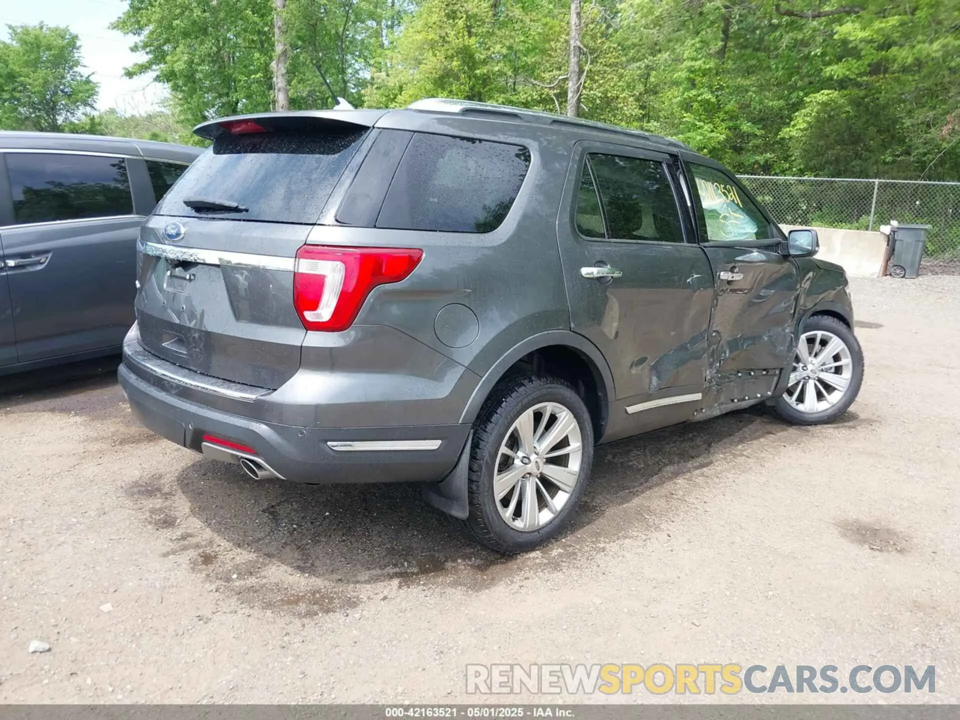 4 fotografías del automóvil dañado 1FM5K7F83KGB03425 FORD EXPLORER 2019