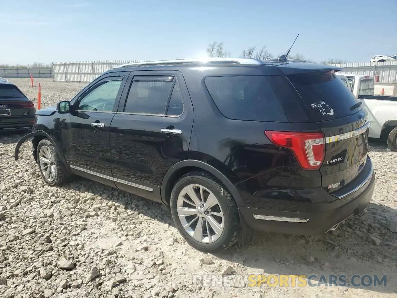 2 fotografías del automóvil dañado 1FM5K7F84KGB42167 FORD EXPLORER 2019
